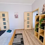Piotrkowska-i- 75mcentral Cosy&freeparking