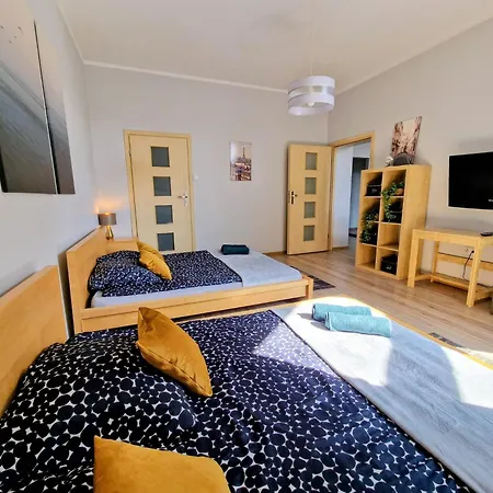 Piotrkowska-i- 75mcentral Cosy&freeparking