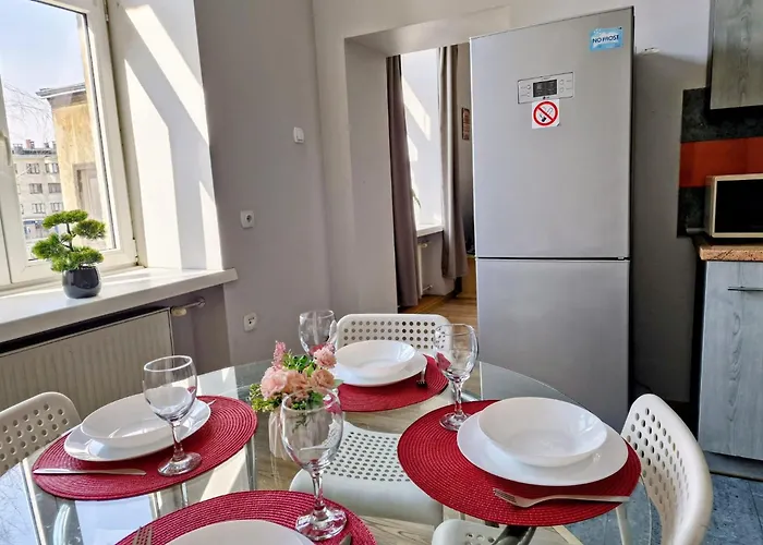 Piotrkowska-i- 75mcentral Cosy&freeparking Apartment *